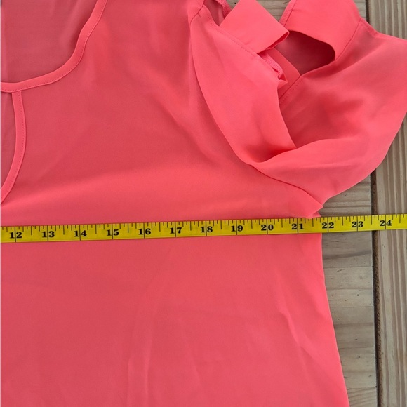 BOLD elements Coral Cutout Sleeve Blouse - Picture 3 of 8